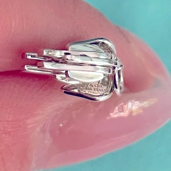 ❗️SOLD❗️Tiffany & Co. elephant pendant - Picture 3 of 4